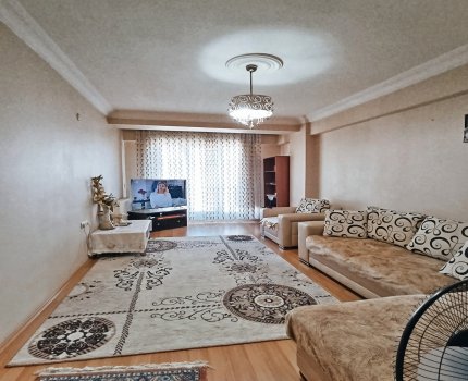 Geniş Kullanımlı Arakat 3+1 Daire